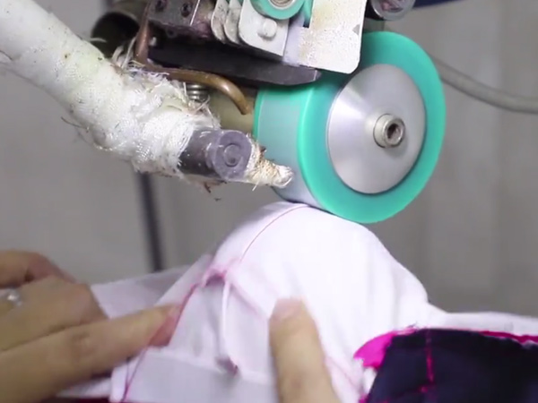 熱熔壓膠車(chē)